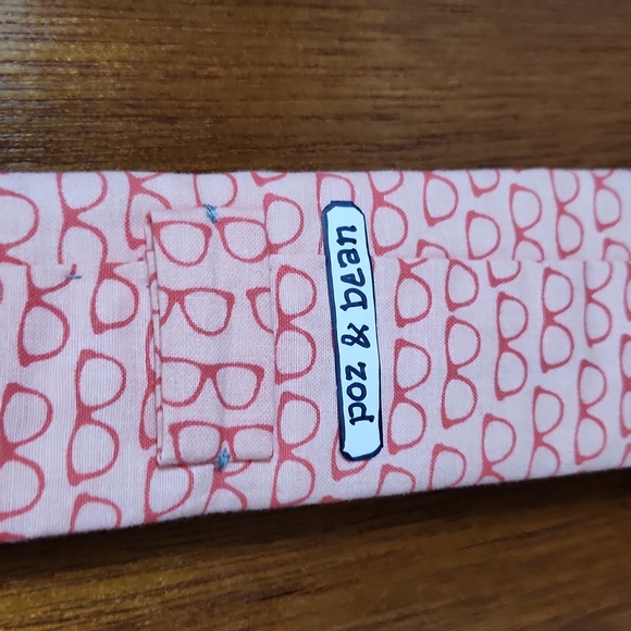 Men's red glasses custom fabric tie - Picture 2 of 2